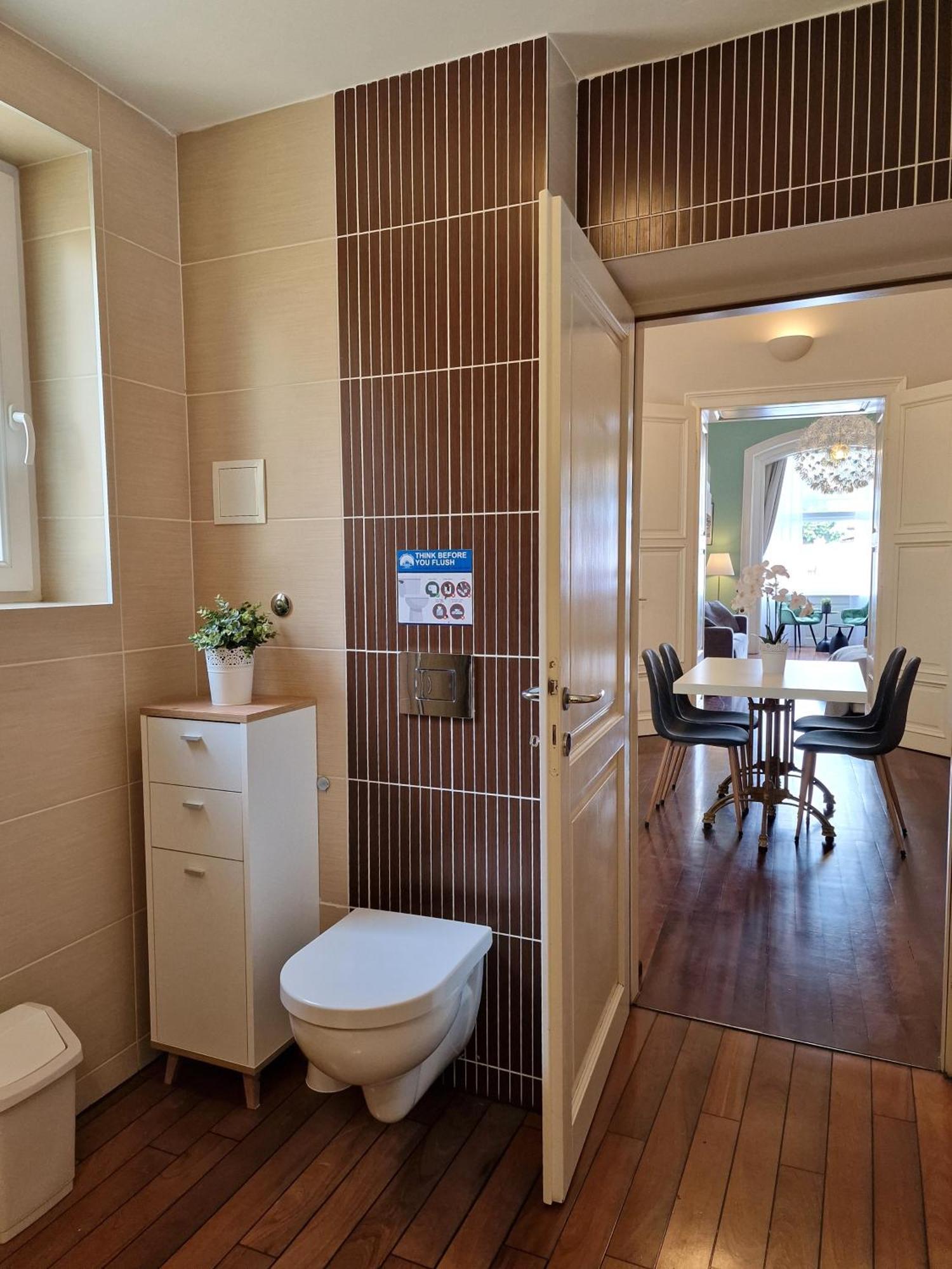 Apartment Exclusive View Cvjetni Trg Zagreb Exterior photo